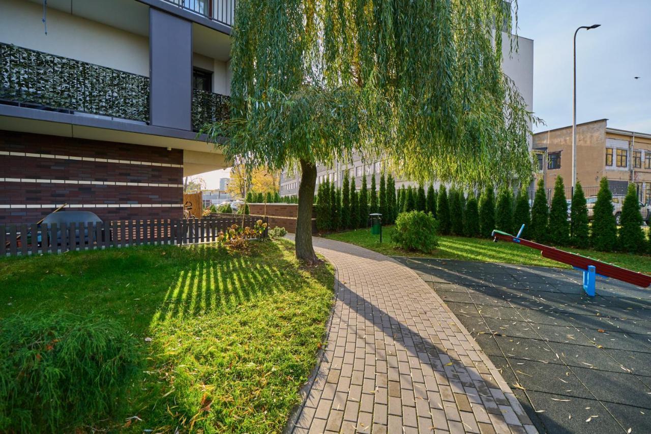 Apartment Wroclaw Krakowska With Balcony And Free Garage By Noclegi Renters Extérieur photo